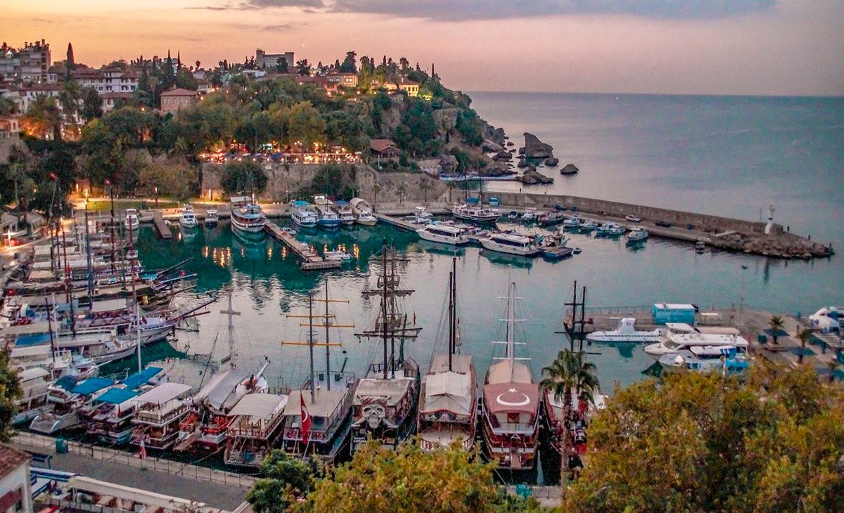 living_in_antalya.jpg