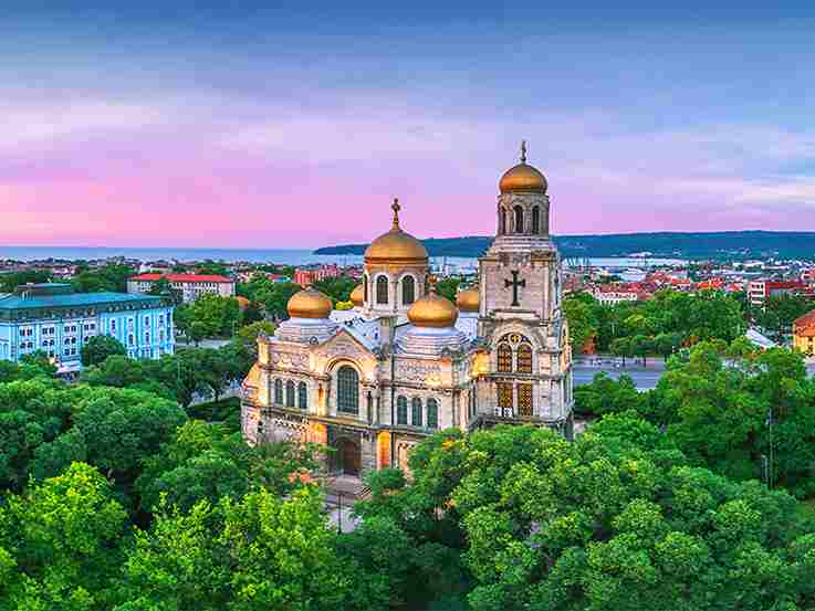 درباره وارنا