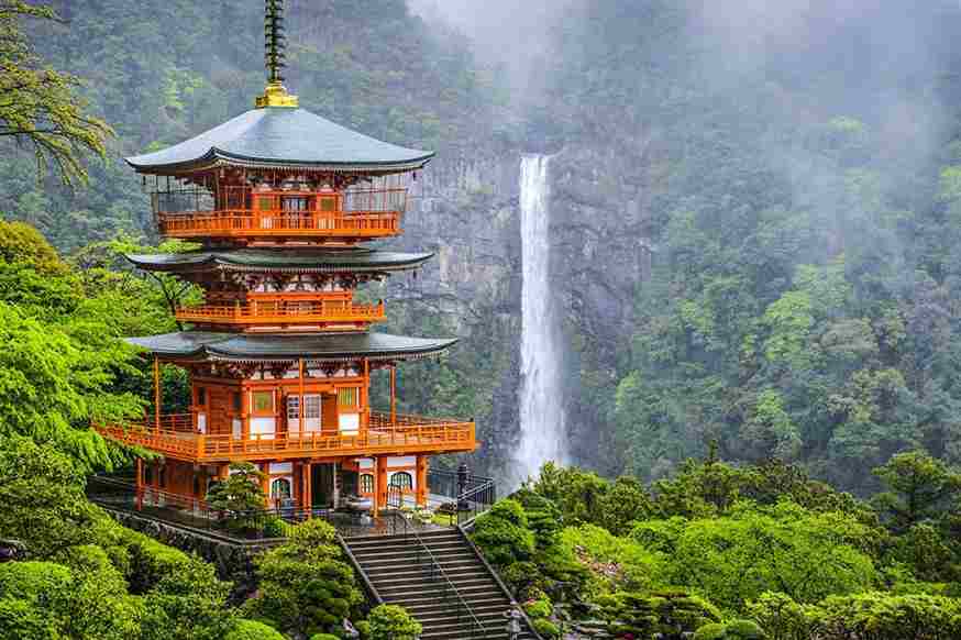 تور چین 3 شب پکن + 2 شب هانگزو + 3 شب شانگهای ویژه نوروز 1405